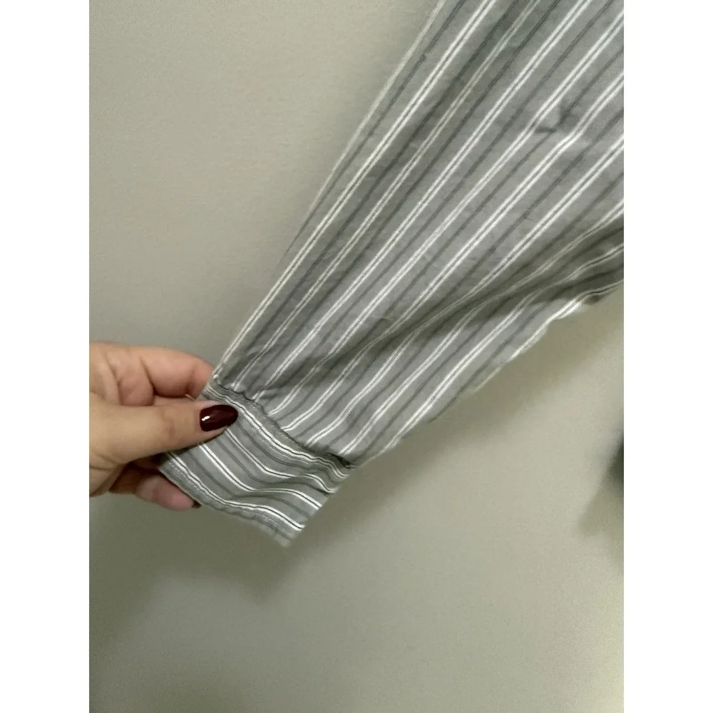Ralph‎ Lauren Boys Striped Long Sleeve Button Down Shirt Size M (10-12) Gray